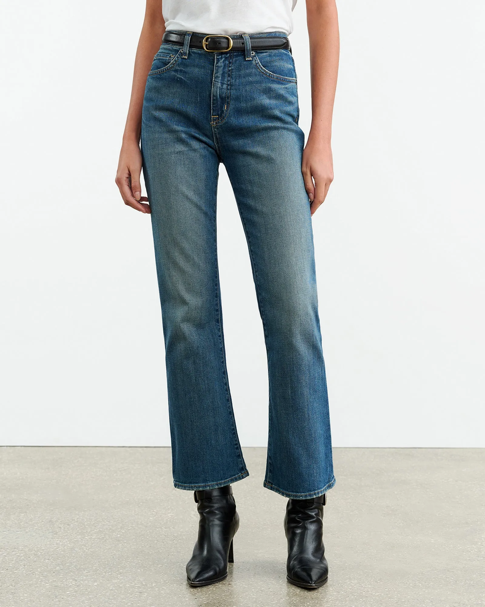 BOOT CUT JEAN