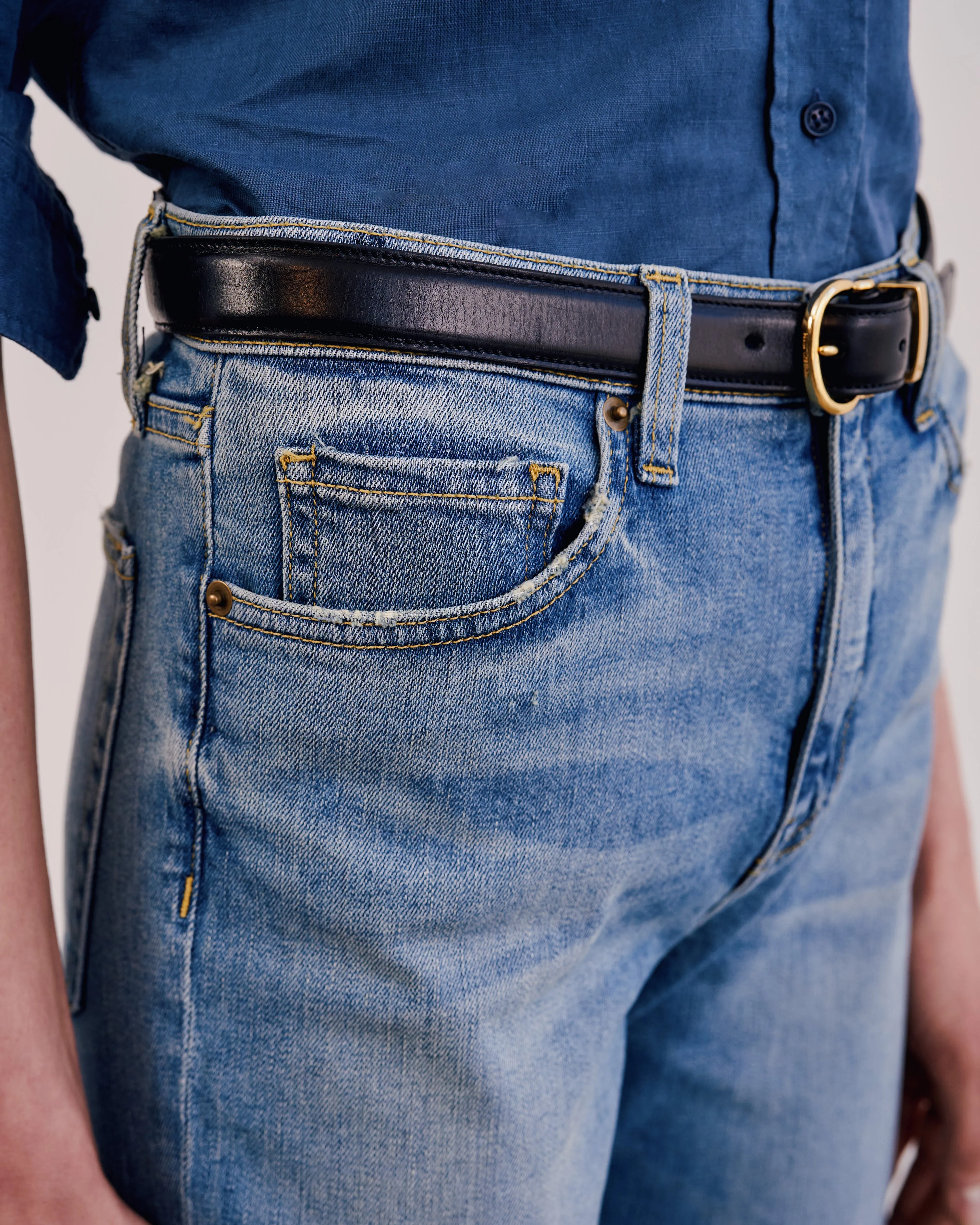 BOOT CUT JEAN