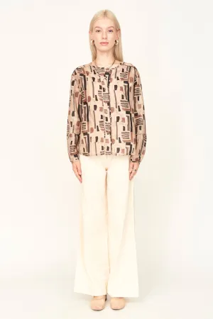 Dakota Blouse in Sand Labyrinth