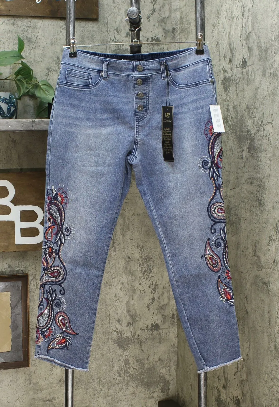 DG2 by Diane Gilman Women's Petite Embroidered Pull On Exposed Button Jeans