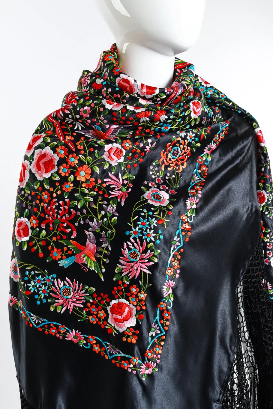 Embroidered Floral Fringe Piano Shawl