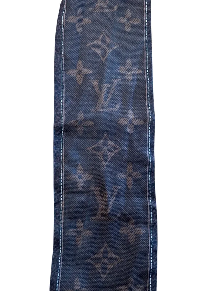 Louis Vuitton Chance Twilly Scarf