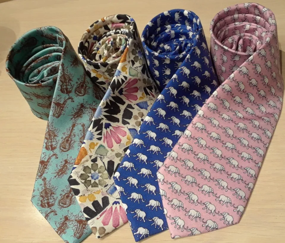 N O Knots Exclusive, the Finest Silk - Lovely Flowers & Beautiful Color, Hand Made in Europe!