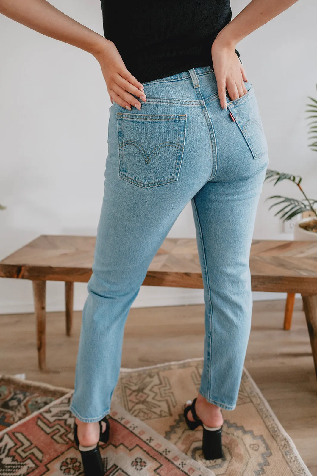 The Wedgie Icon Fit by Levi's - Tango Light