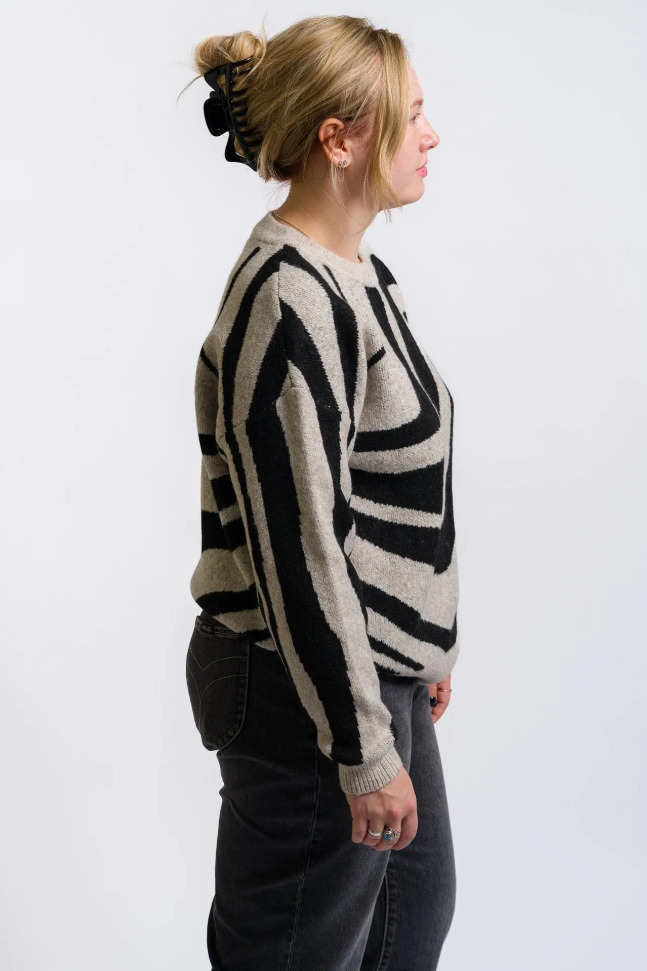 The Workshop Long Sleeve Knit Pullover Sweater - Black/Grey