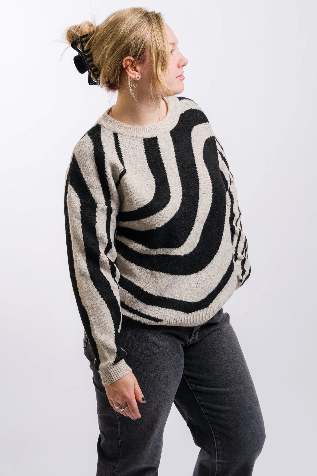 The Workshop Long Sleeve Knit Pullover Sweater - Black/Grey