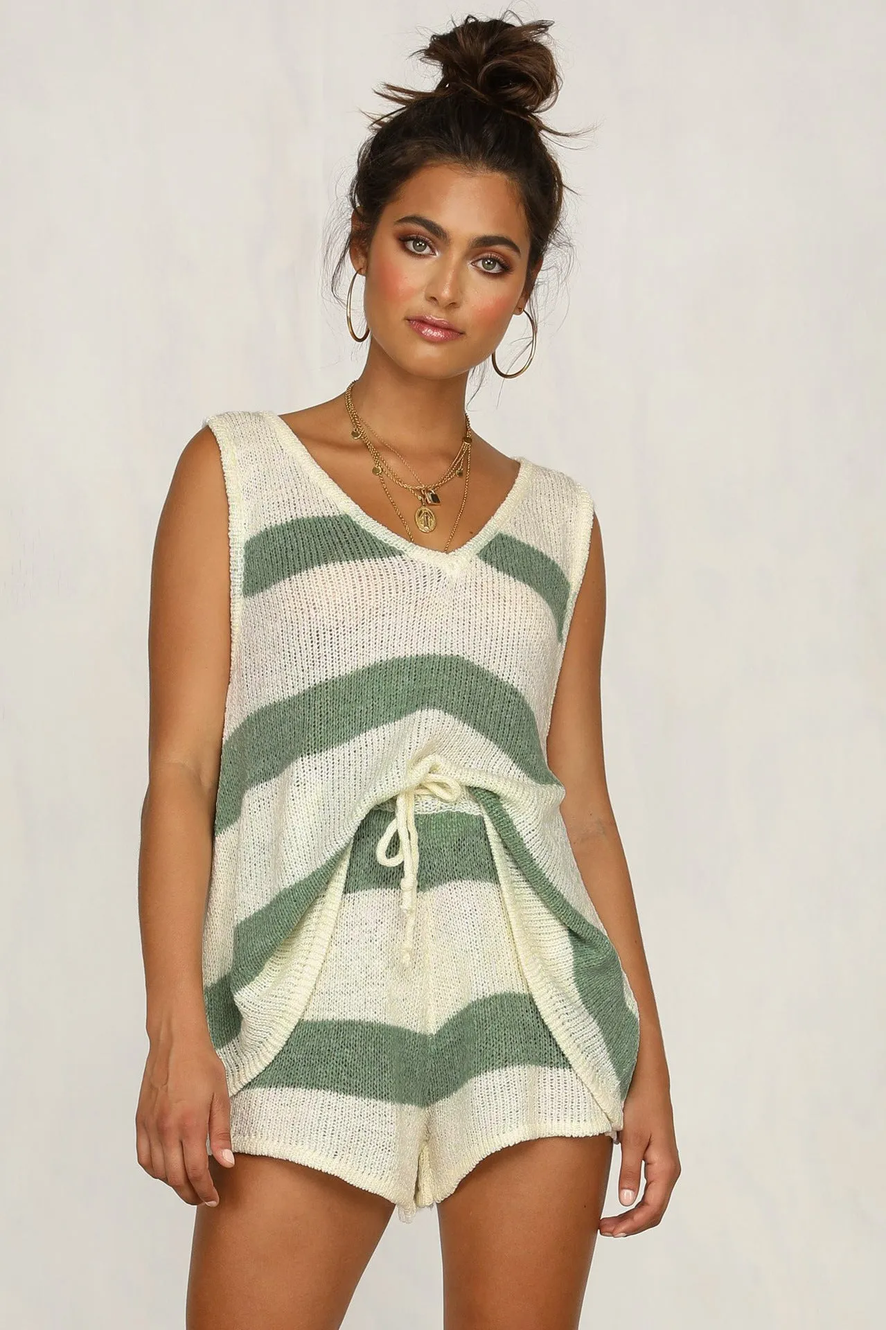 V-neck Loose Knit Vest Shorts Two-piece Suit