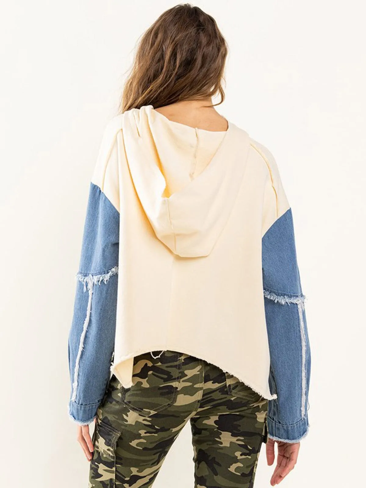 WOMEN'S LONG DENIM SLEEVE HOODED CONTRAST TOP