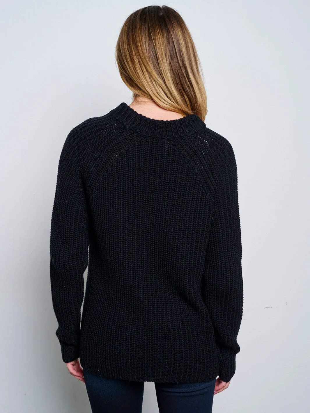 WOMEN'S LONG SLEEVE KNITTED PULLOVER SWEATER
